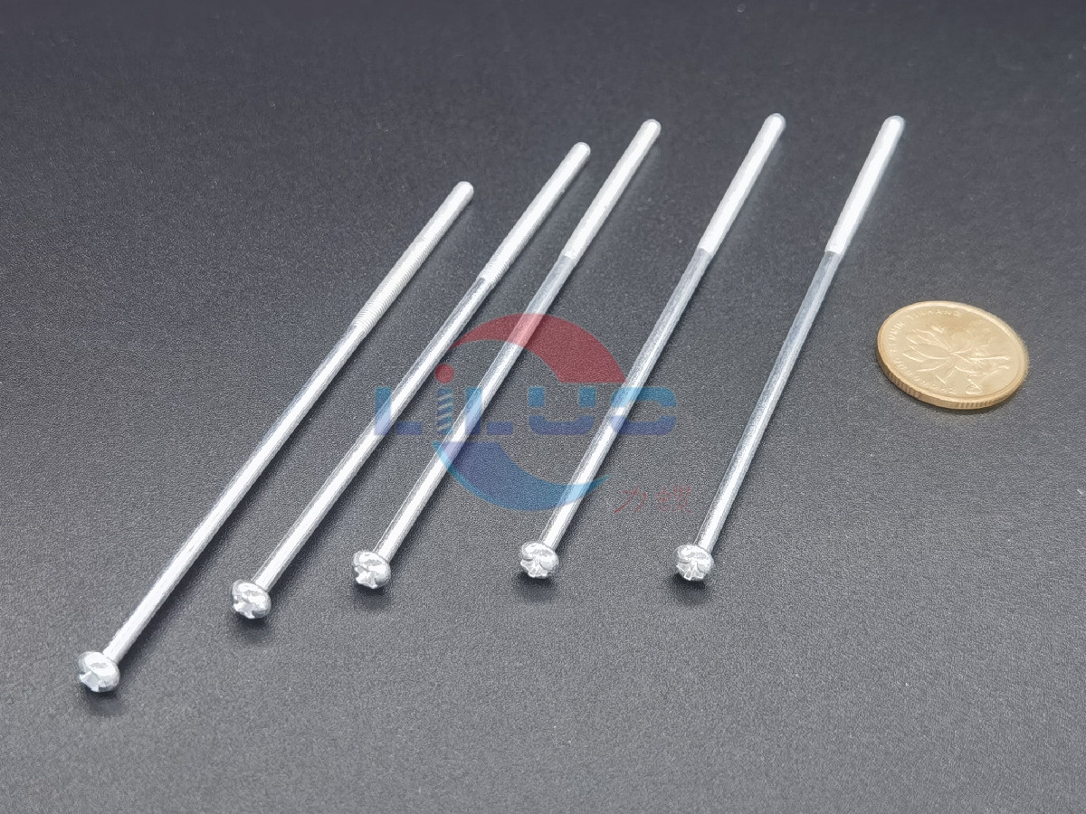 加长螺丝M3x100