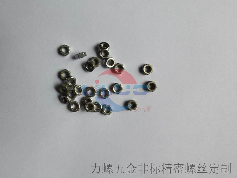 精密铆钉